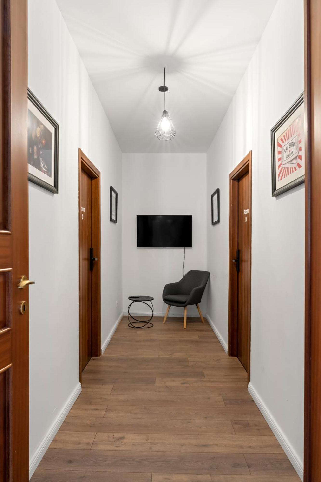Nest Boutique Hostel Βουκουρέστι Εξωτερικό φωτογραφία